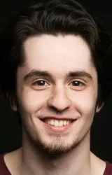 Алишан Угур